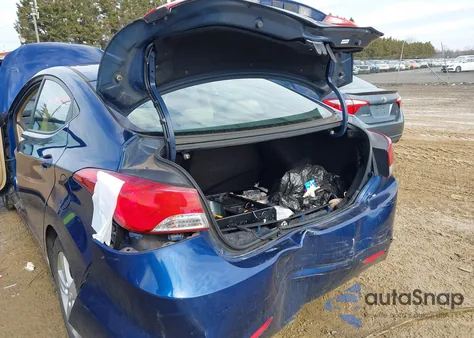 2013 Hyundai Elantra Gls z USA, uszkodzony, nr VIN KMHDH4AE2DU703119